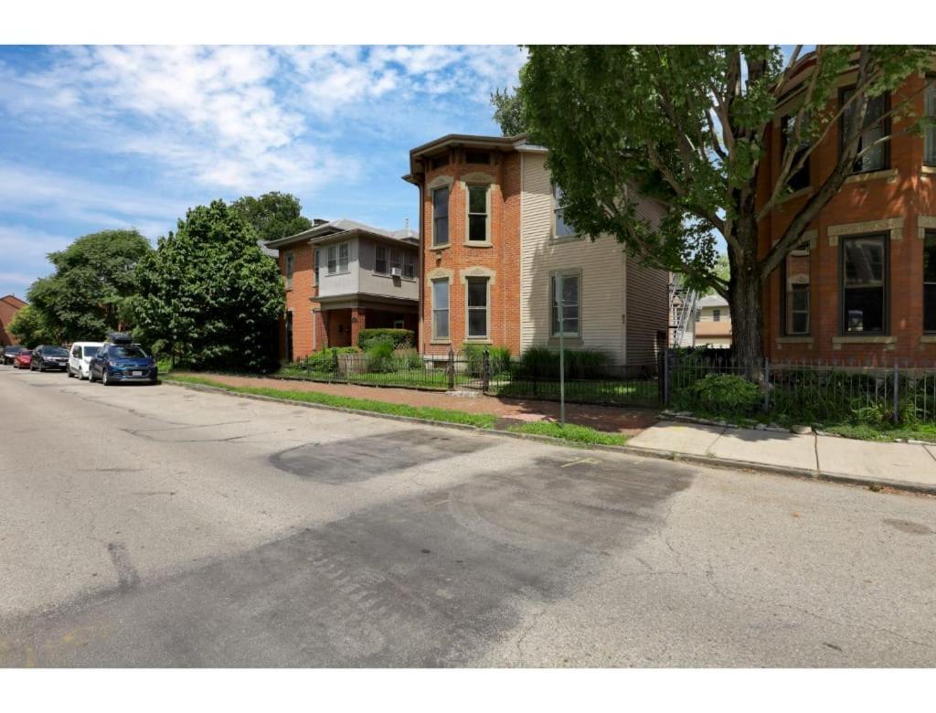 Housepitality - The Short North Sanctuary *