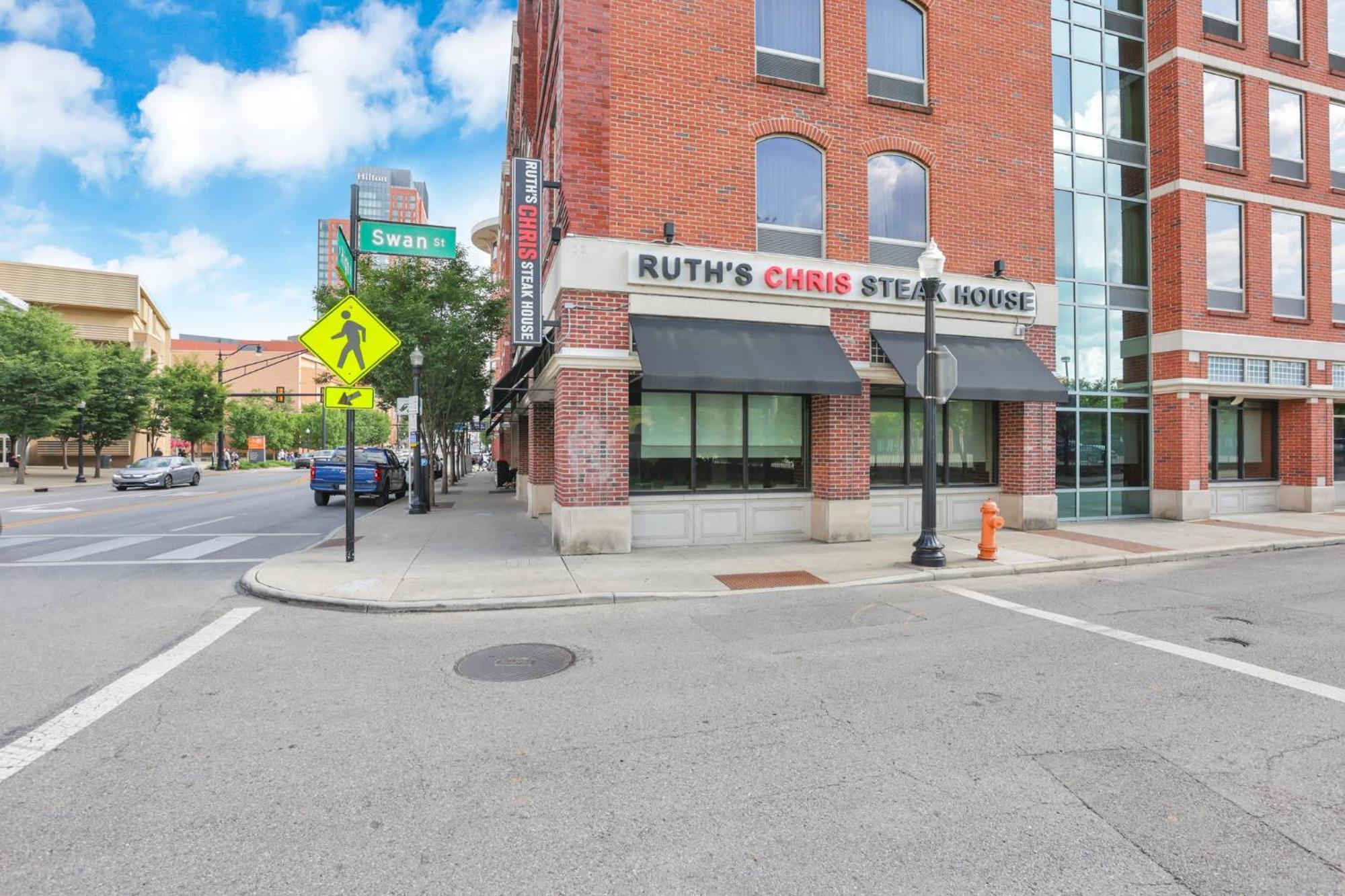 Apartment Housepitality - The Short North Sanctuary *